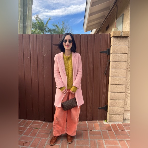 Meet your Posher, Stephanie - Picture 5 of 6